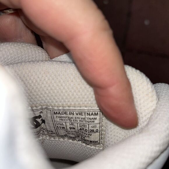 EXCELLENT CONDITION WOMEN’S 11 DC SHOES LOW TOP WHITE SNEAKERS/SKATE SHOE - Picture 8 of 10